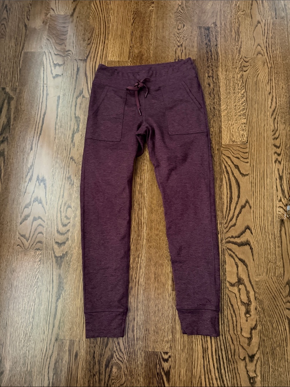 Aerie burgandy drawstring, cuff leggings large long